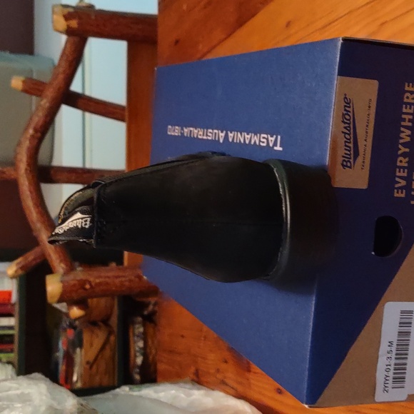 New blundstone sz 3.5 us 6.5 black nubuck elastic sided ankle boot - Picture 4 of 6